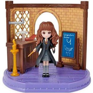 Great gift! Wizarding World Harry Potter, Magical Charms Classroom w/ Hermione